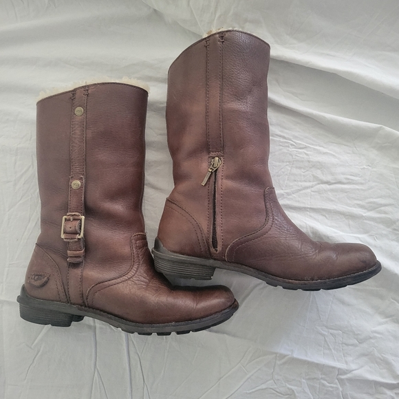 Genuine Sheepskin Lined, Leather Ugg Boots - Picture 2 of 5